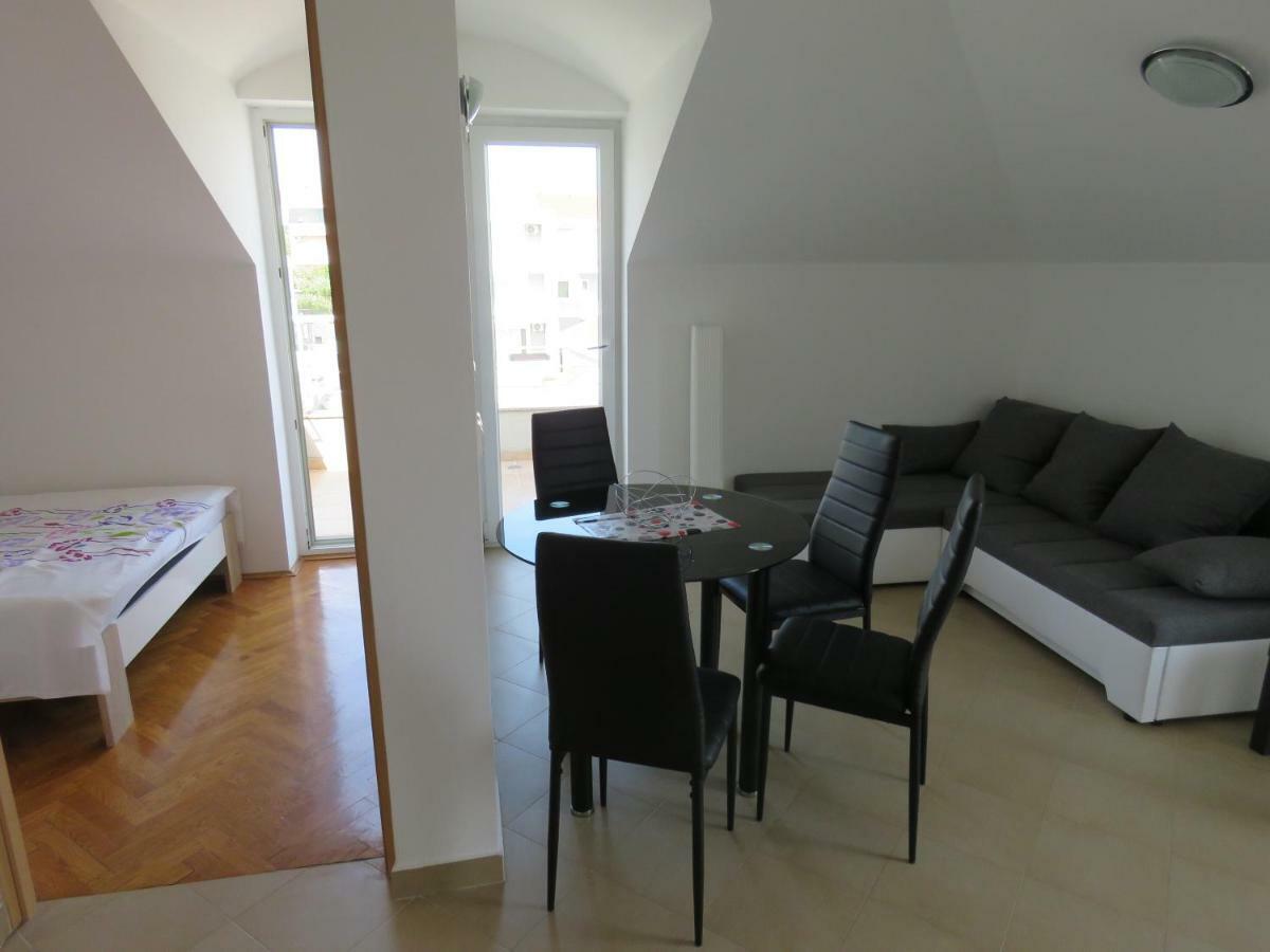 Apartment Star Новалья Экстерьер фото